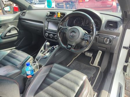 2016-Volkswagen-Scirocco-20-TSI-GTS-Auto_9
