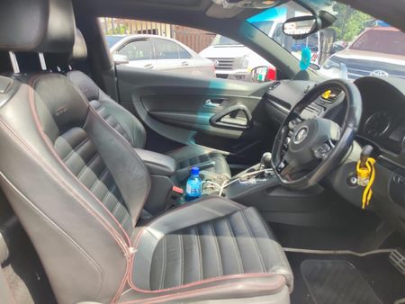 2016-Volkswagen-Scirocco-20-TSI-GTS-Auto_10