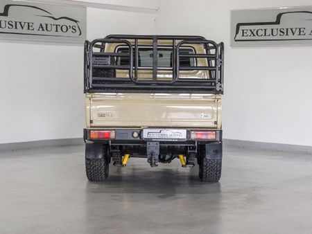 2013-Toyota-Land-Cruiser-79-79-45-D-Double-Cab_4