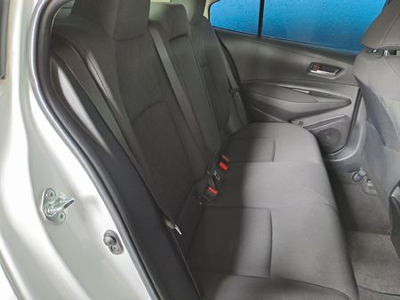 2022-Toyota-Corolla-18-XS-Hybrid-Auto_8
