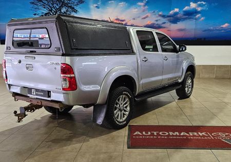 2016-Toyota-Hilux-30-D-4D-Legend-45-4x4-Auto-Double-Cab_1