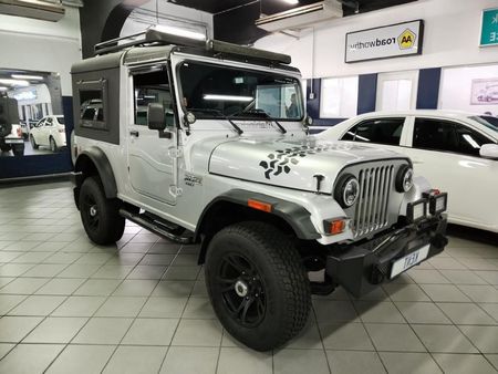 2018-Mahindra-Thar-25-CRDe-4x4-Soft-Top_0