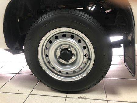 2014-Toyota-Hilux-25-D-4D-S-Single-Cab_6