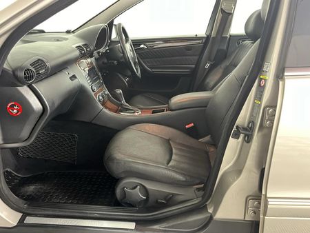 2007-Mercedes-Benz-C-Class-C-280-Elegance-Auto_8