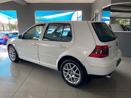 2002-Volkswagen-Golf-4-GTI-18T-Executive_3