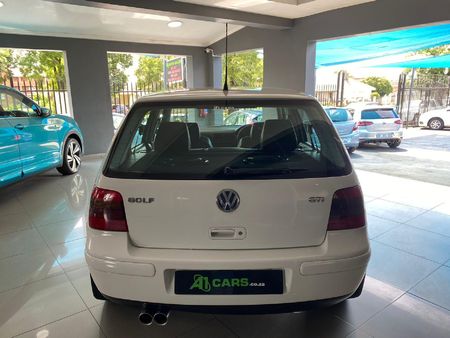 2002-Volkswagen-Golf-4-GTI-18T-Executive_5