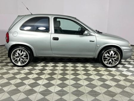 2004-Opel-Corsa-Lite-Sport_12