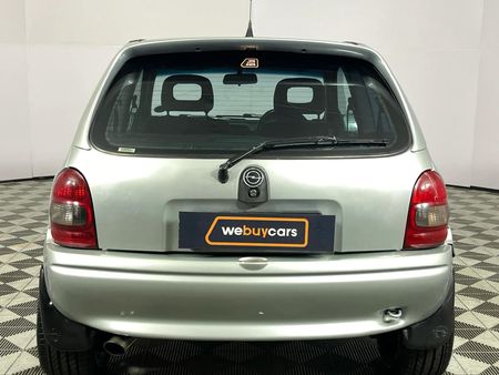 2004-Opel-Corsa-Lite-Sport_13