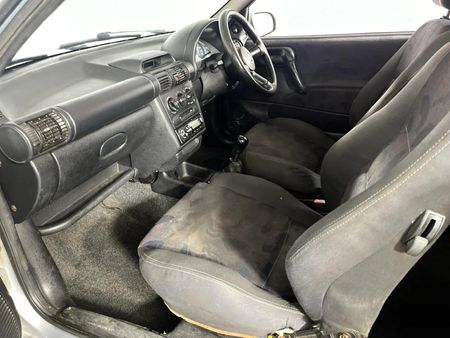 2004-Opel-Corsa-Lite-Sport_6