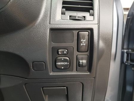 2008-Daihatsu-Terios-4x4_9