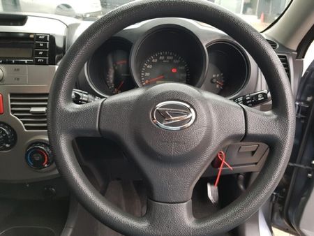 2008-Daihatsu-Terios-4x4_11