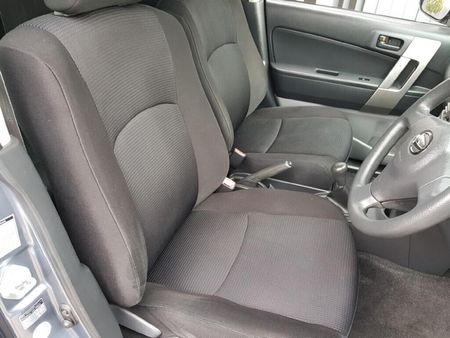 2008-Daihatsu-Terios-4x4_7