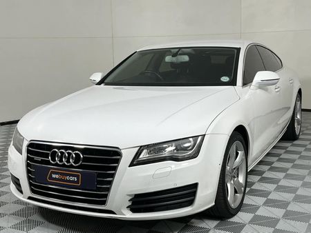 2011-Audi-A7-Sportback-30-TFSI-quattro-Auto_0