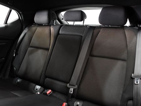 2021-Mazda-3-15-Dynamic-5-dr_8