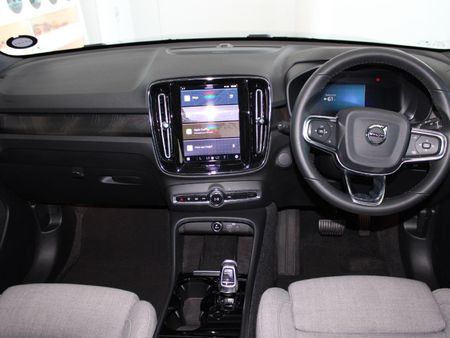 2023-Volvo-C40-Recharge-Twin-Pure-Electric_10