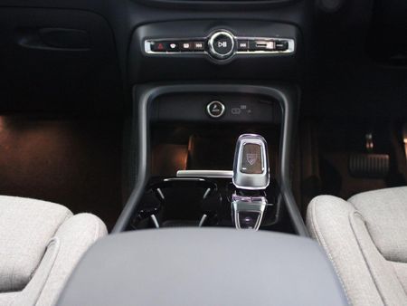 2023-Volvo-C40-Recharge-Twin-Pure-Electric_12