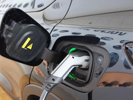 2023-Volvo-C40-Recharge-Twin-Pure-Electric_25