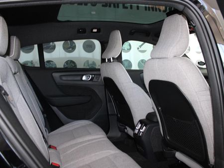 2023-Volvo-C40-Recharge-Twin-Pure-Electric_8