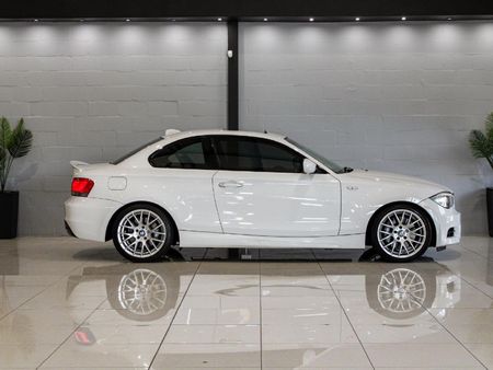 2013-BMW-1-Series-135i-Coupe-M-Sport-Auto_1