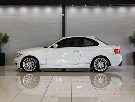 2013-BMW-1-Series-135i-Coupe-M-Sport-Auto_5