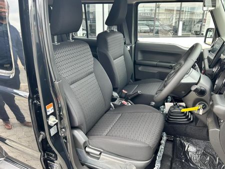2024-Suzuki-Jimny-Jimny-5-Door-GLX-Manual_7