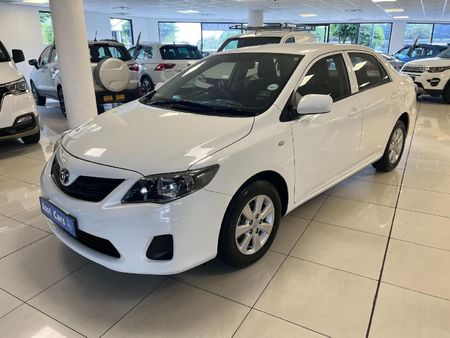 2018-Toyota-Corolla-Quest-16-Plus_0
