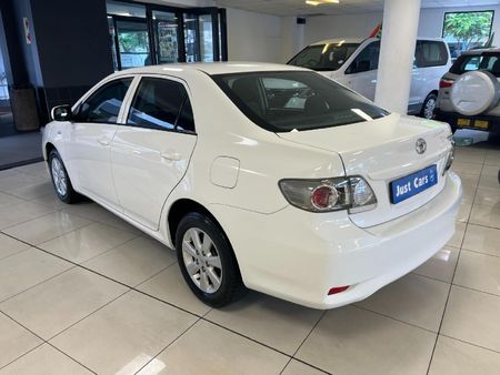 2018-Toyota-Corolla-Quest-16-Plus_3