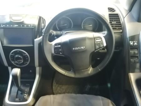 2020-Isuzu-D-Max-300-LX-Auto-Double-Cab_7