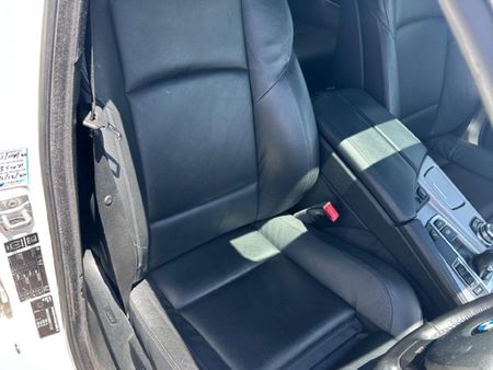 2013-BMW-5-Series-530d-M-Sport-Auto_18