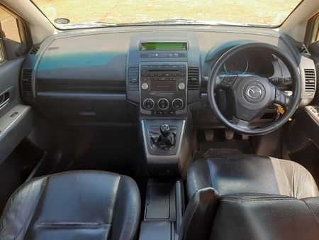 2009-Mazda-5-20-Original-6-spd_9