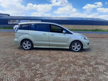 2009-Mazda-5-20-Original-6-spd_1