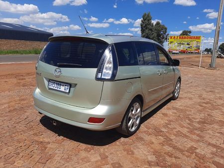 2009-Mazda-5-20-Original-6-spd_3