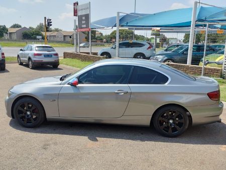 2007-BMW-3-Series-325i-Coupe_2