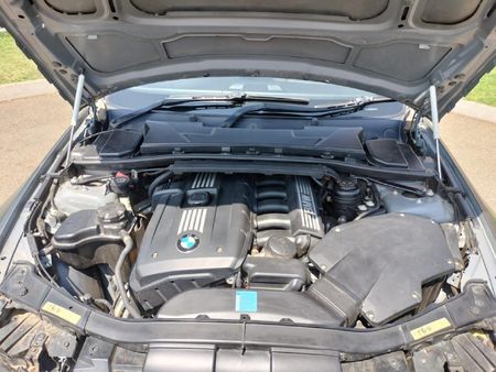 2007-BMW-3-Series-325i-Coupe_6