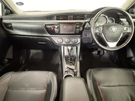 2015-Toyota-Corolla-16-Prestige-Auto_1