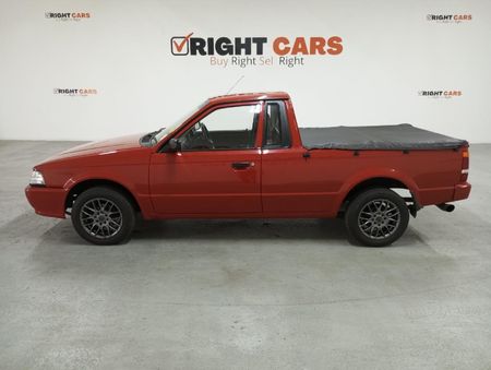 1997-Mazda-Rustler-160i_4