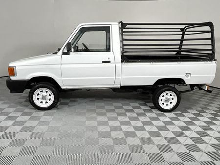 1999-Toyota-Stallion-1800-Single-Cab_6