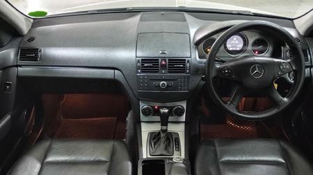 2008-Mercedes-Benz-C-Class-C-350-Elegance-Auto_9