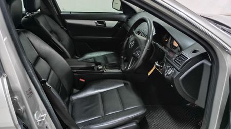 2008-Mercedes-Benz-C-Class-C-350-Elegance-Auto_11