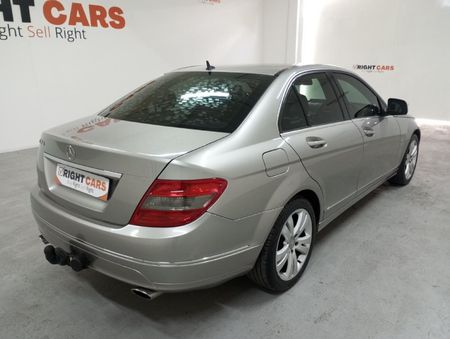 2008-Mercedes-Benz-C-Class-C-350-Elegance-Auto_5