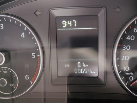 2017-Volkswagen-Caddy-4-Maxi-16-TDI-75kW-Auto-Panel-Van_12