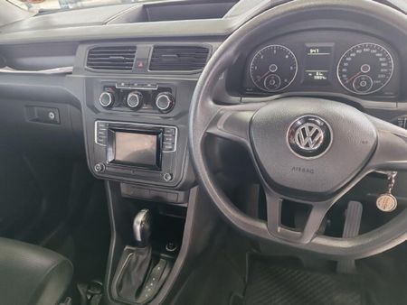 2017-Volkswagen-Caddy-4-Maxi-16-TDI-75kW-Auto-Panel-Van_13