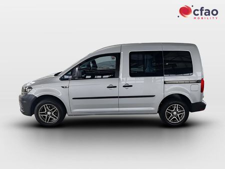 2017-Volkswagen-Caddy-4-Maxi-16-TDI-75kW-Auto-Panel-Van_2