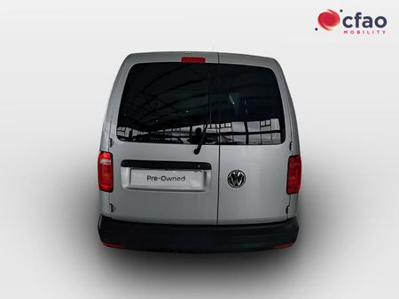2017-Volkswagen-Caddy-4-Maxi-16-TDI-75kW-Auto-Panel-Van_4