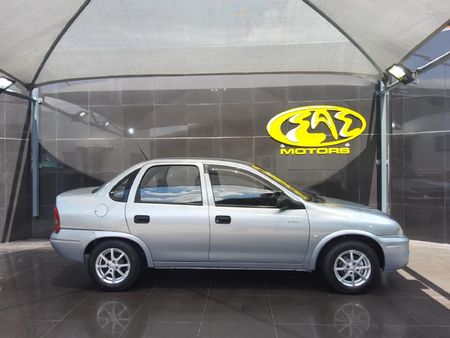2002-Opel-Corsa-Classic-14i-Lite_1