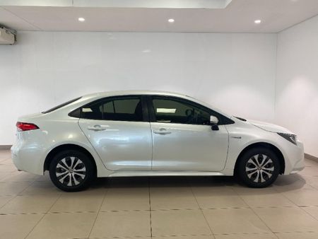 2022-Toyota-Corolla-18-XS-Hybrid-Auto_2