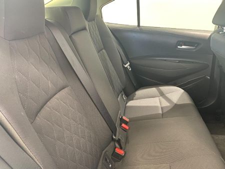 2022-Toyota-Corolla-18-XS-Hybrid-Auto_8