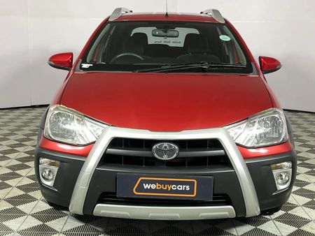 2016-Toyota-Etios-Cross-15-XS-5-dr_13