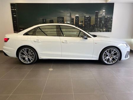 2022-Audi-A4-20-TDI-Advanced-Auto-35-TDI_9