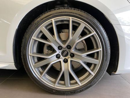 2022-Audi-A4-20-TDI-Advanced-Auto-35-TDI_3